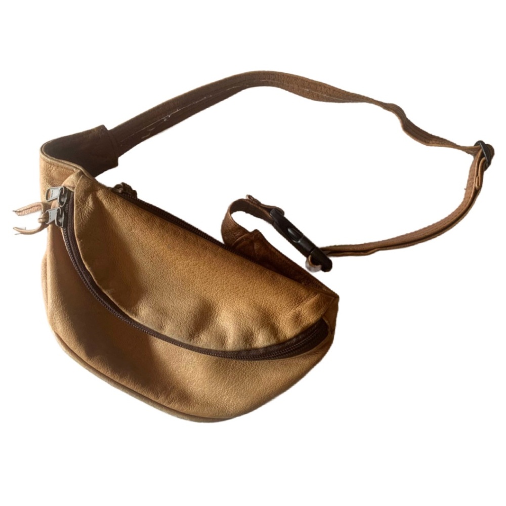 True Vintage 1990s Weathered Leather Waist Purse Fanny Pack